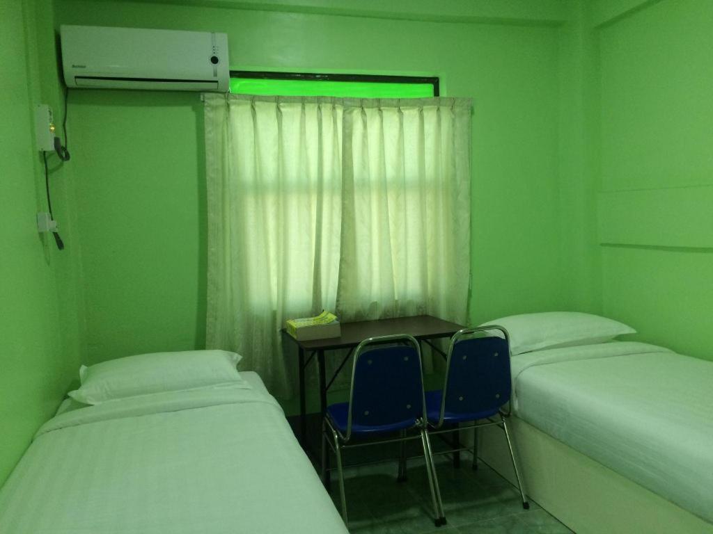 Nay Chi Lin Hotel Pathein Zewnętrze zdjęcie