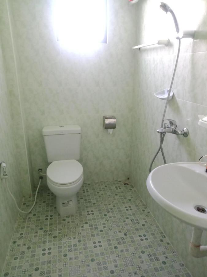 Nay Chi Lin Hotel Pathein Zewnętrze zdjęcie